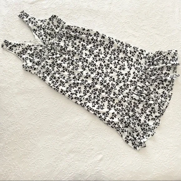 NWOT Lulus Style That Blooms White Floral Print Tiered Midi Dress Xlarge - Picture 5 of 12